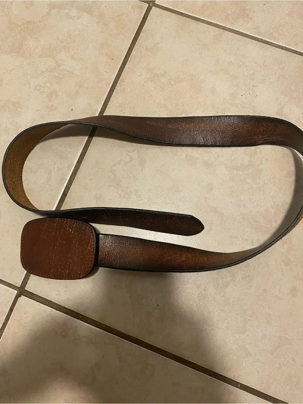 Vintage brown leather belt 